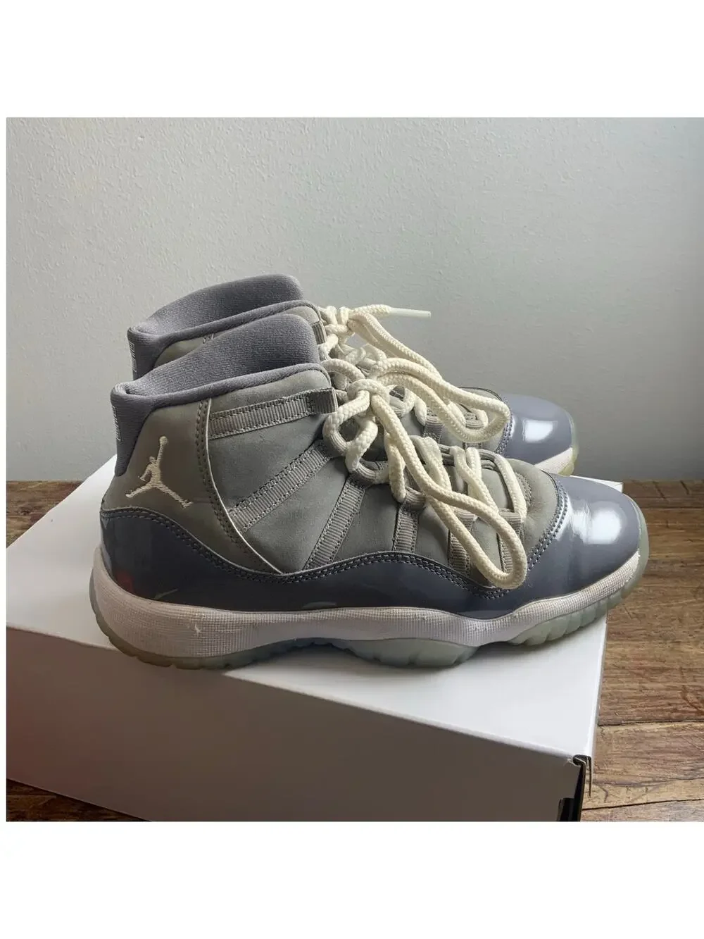 Nike Air Jordan 11 Retro Cool Grey sneakers Youth size 5